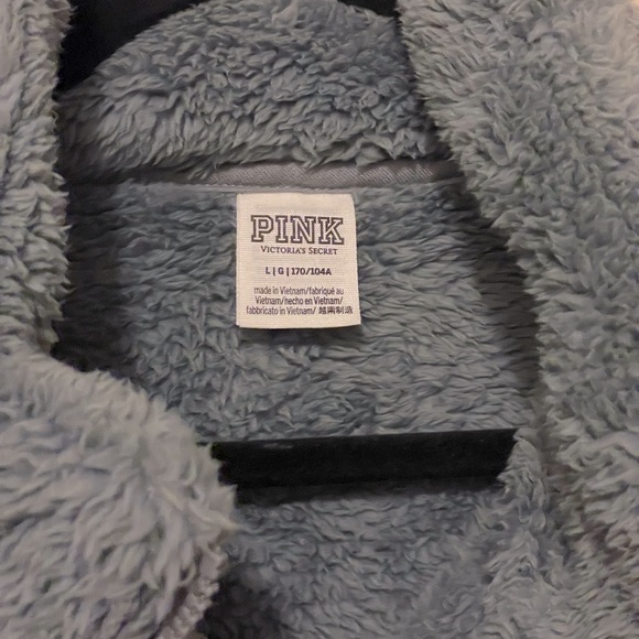 VS PINK OVERSIZED Hoodie - Picture 2 of 5